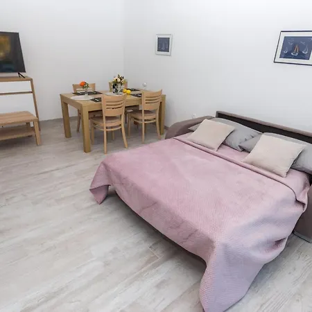 Paulo Apartment Starigrad Paklenica