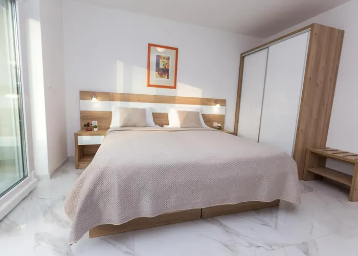 Apartment Paulo Starigrad Paklenica