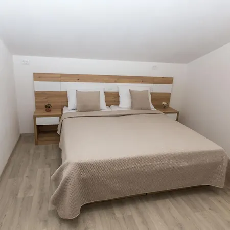 Paulo Apartament Starigrad Paklenica