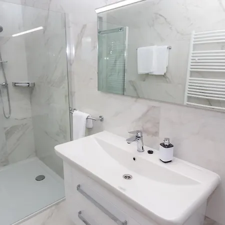 Apartament Paulo *
